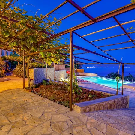Casa de Férias Mit Grossem Garten Und Pool *